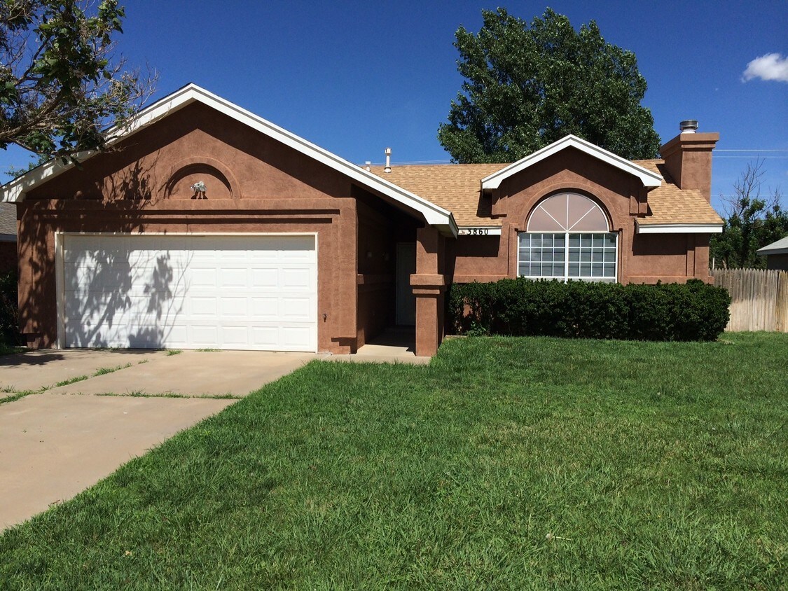 3860 Benjamin Davis Dr, Clovis, NM 88101 House Rental in Clovis, NM
