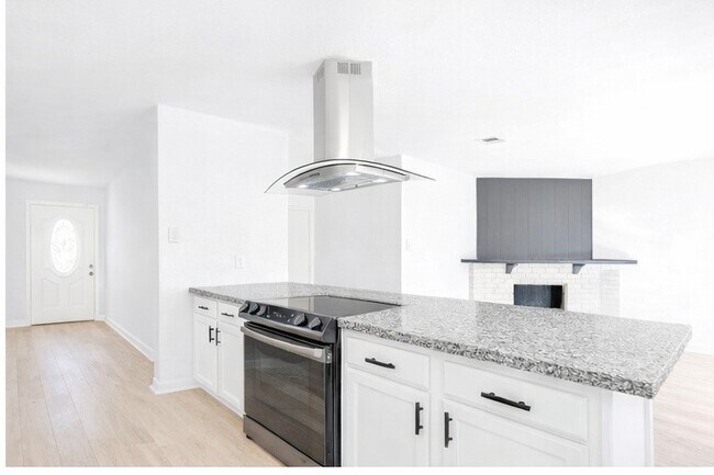 Foto del edificio - 4406 Kacee Dr