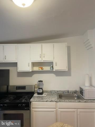 Building Photo - 214 Buckingham Pl