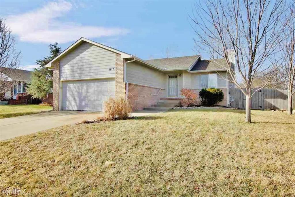 Primary Photo - 3 br, 2 bath House - 1817 N Buckthorn Ct