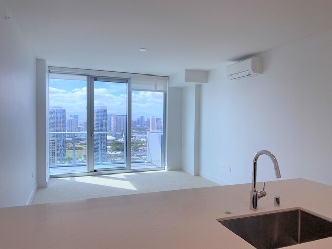 Foto del edificio - Azure Ala Moana - High Floor One Bedroom