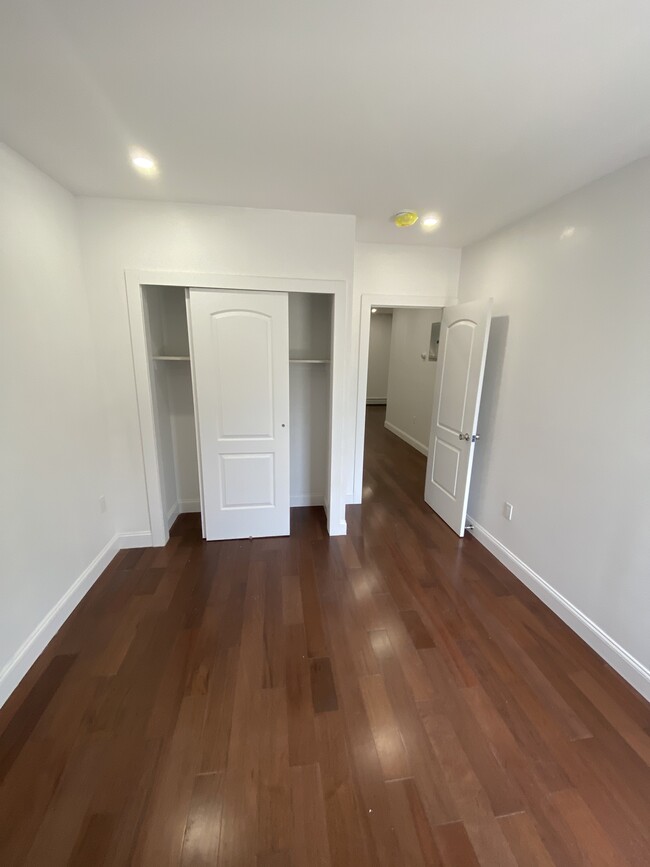 Foto del edificio - 3129 14th St