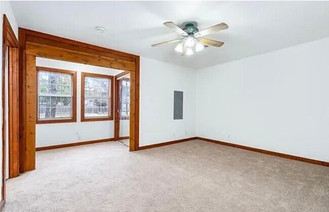 Foto del edificio - 2900 Cole Ave