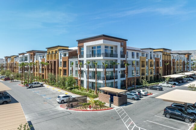 Building Photo - Aspire at Flamingo Grand