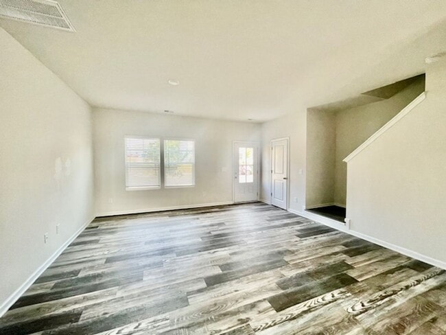 Foto del edificio - DogwoodVillageTRL108
