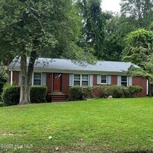 Building Photo - 2405 Jefferson Dr