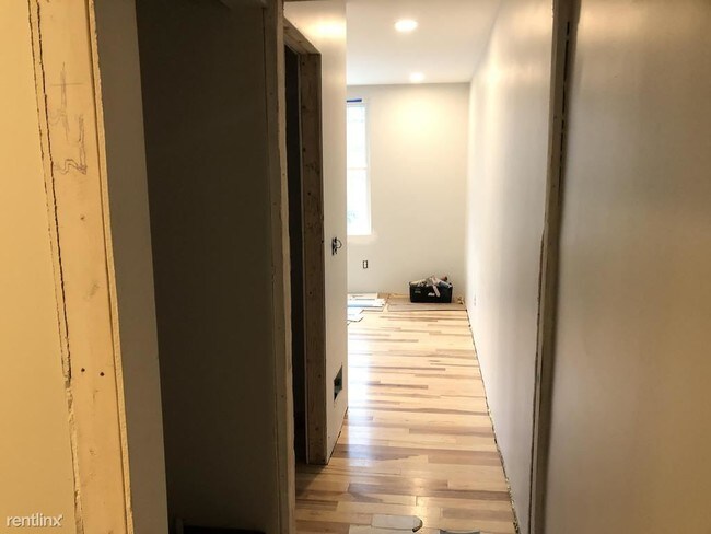 Foto del edificio - 318 Bailey Ave