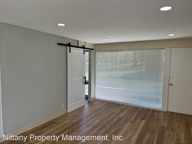 Foto del edificio - 1 br, 1 bath House - 250-2C S. Corl Street