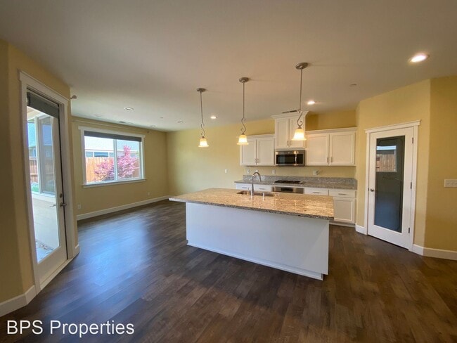 Building Photo - 3 br, 3 bath House - 3218 Trickle Creek