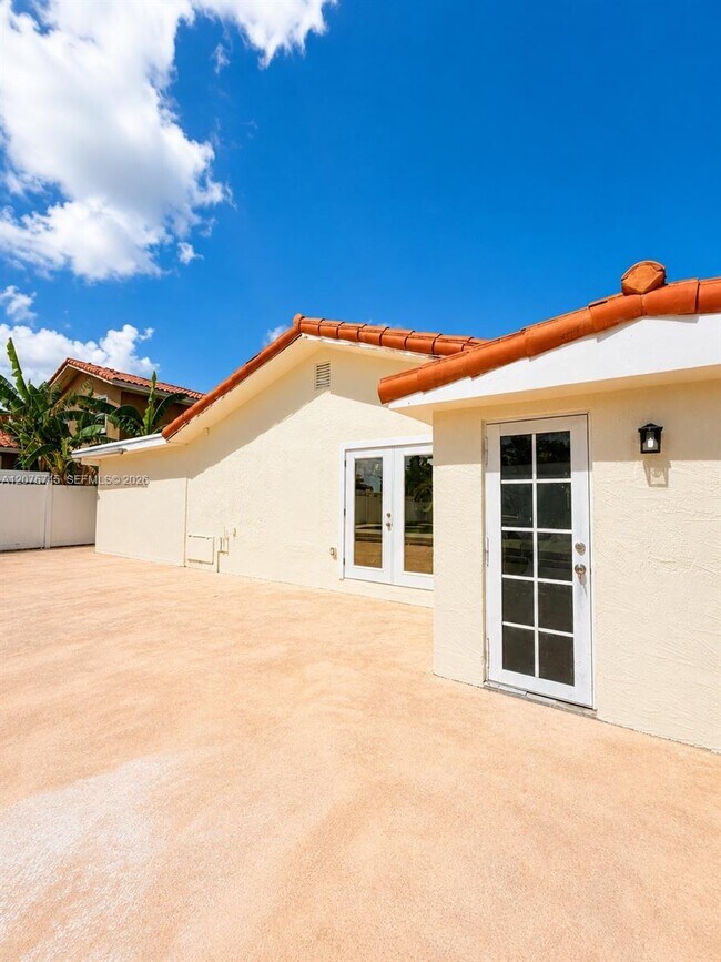 Foto del edificio - 3011 SW 117th Ave