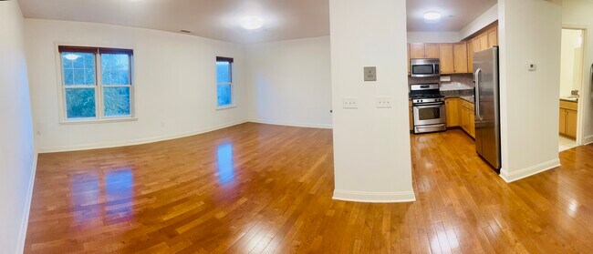 Foto del edificio - 391 Pleasant St