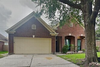 Building Photo - 7102 Blanco Pines Dr
