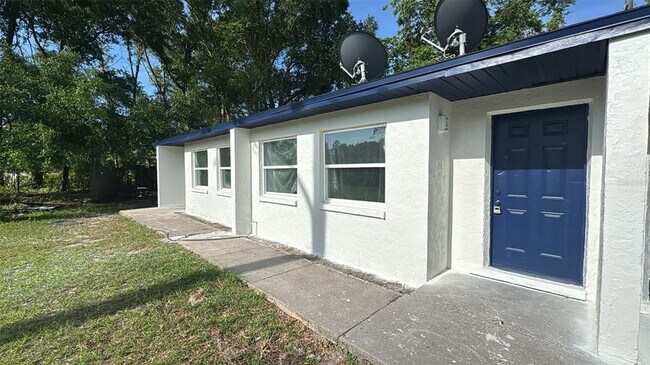 Building Photo - 836 SW 64th Terrace