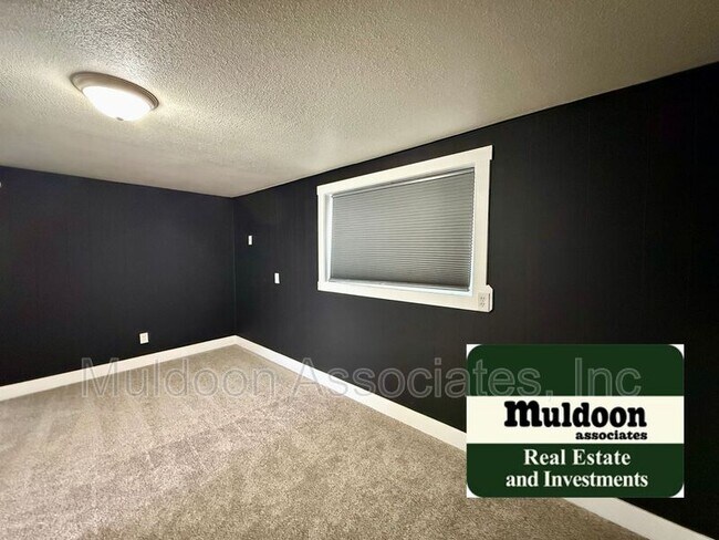 Foto del edificio - 3965 Colony Hills Cir