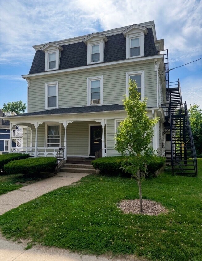 Building Photo - 46 Windham St
