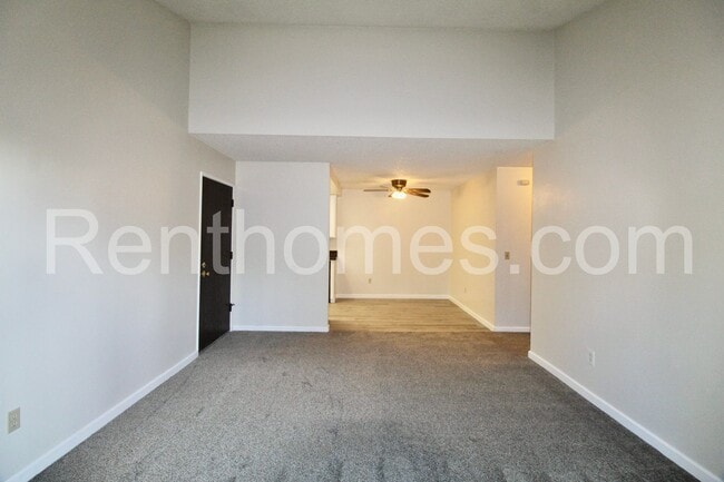 Building Photo - 10284 Black Mountain Rd