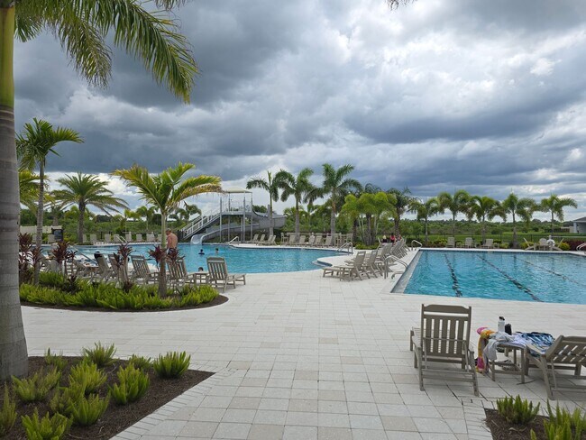 Foto del edificio - New 4/2 Home In Great Community