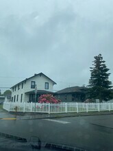 Building Photo - 1901 Lombard Ave