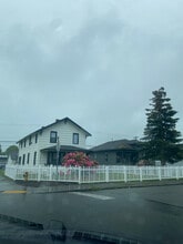 Building Photo - 1901 Lombard Ave