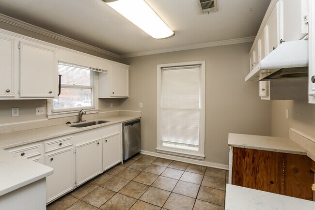 Foto del edificio - 506 Huntington Dr