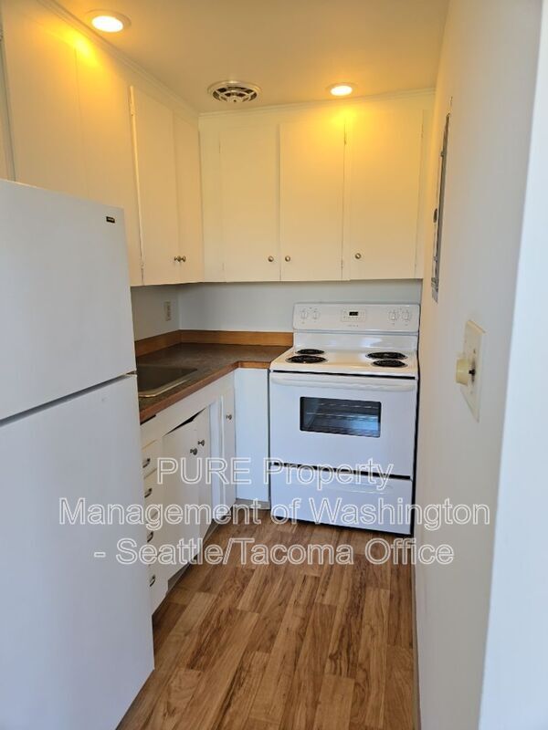 Foto del edificio - 6609 SW Admiral Wy