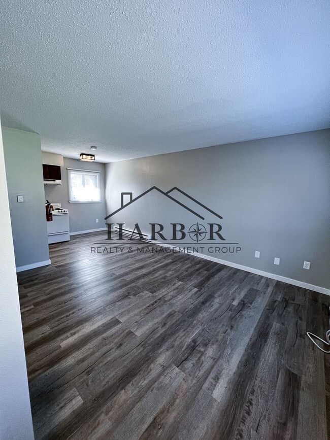Building Photo - 1 Bedroom 1 Bath - New Avon - SPECIAL: App...