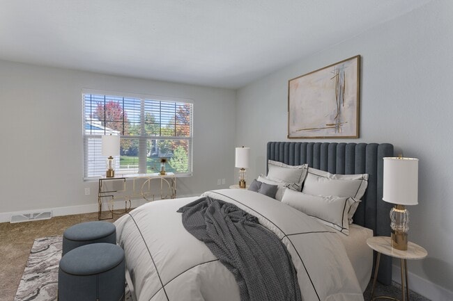 Building Photo - Elowyn