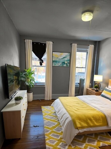 Photo - 263 Elm St Apartment