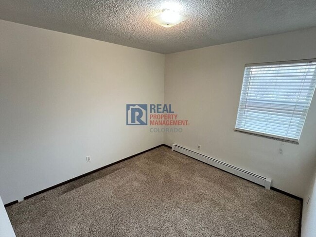 Foto del edificio - 1704 E 17th St