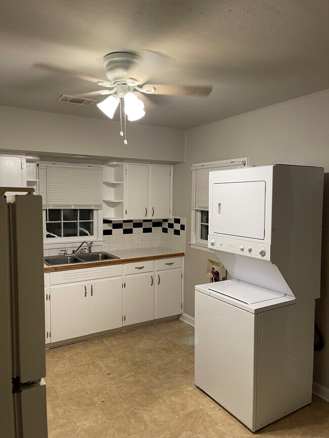 Foto del edificio - 2704 Peabody Ave