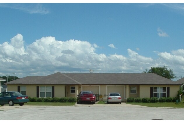 2625 2627 Icabod Ct. - 2613-2630 Icabod Ct