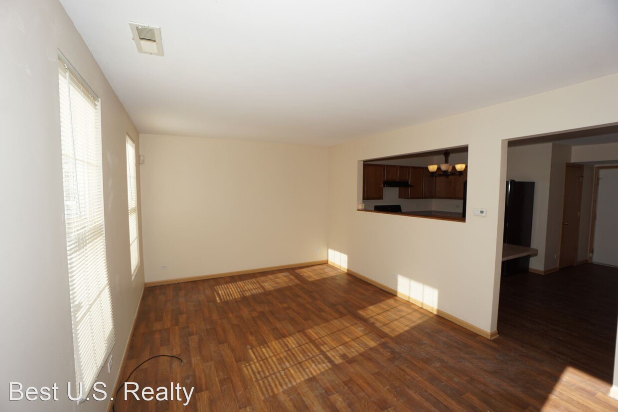 Primary Photo - 2 br, 1 bath House - 724 Four Seasons Blvd.