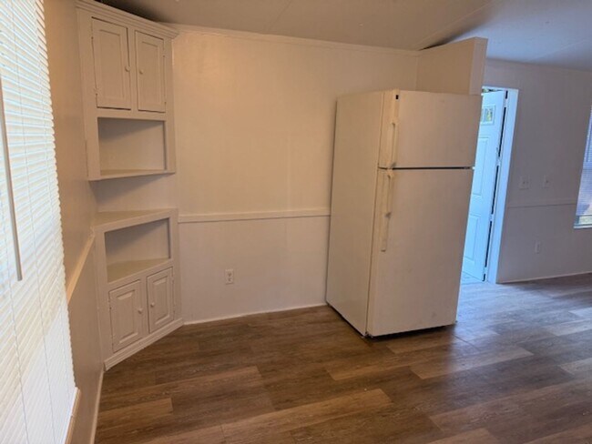 Foto del edificio - 2 Bedroom 1 Bath Mobile Home