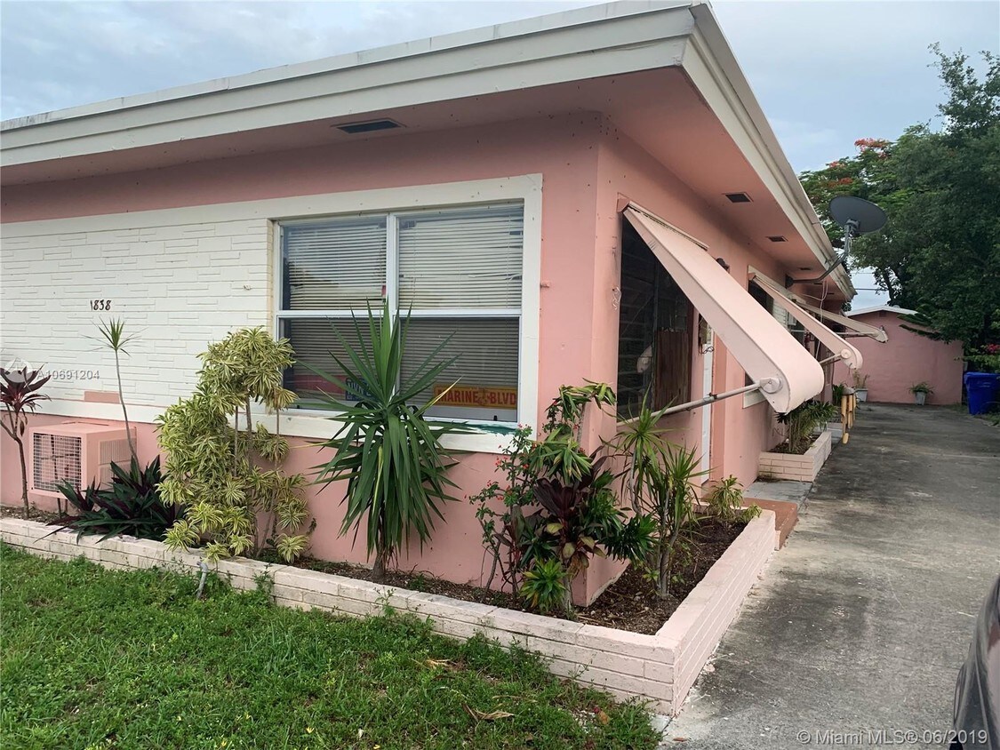 Foto principal - 1838 McKinley St
