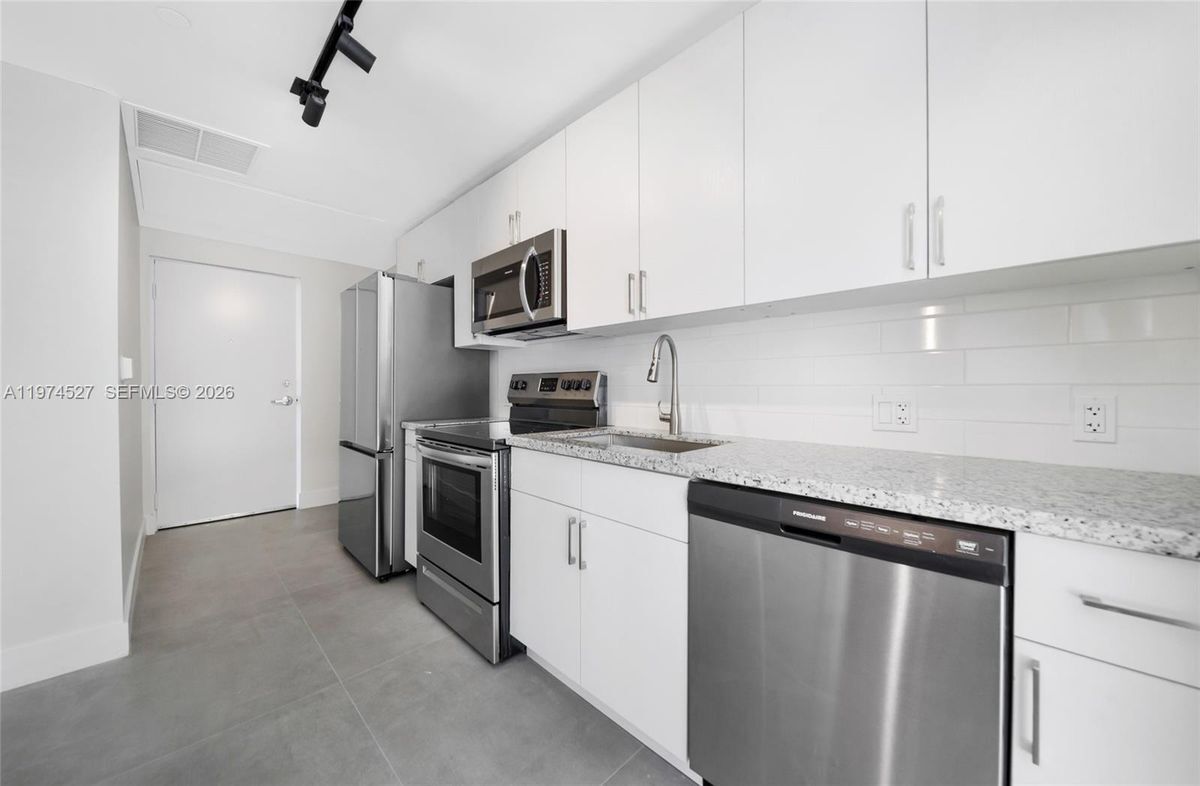 Foto del edificio - 1536 NW 15th Ave