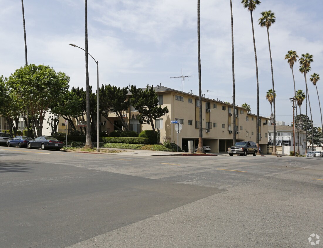 Foto principal - 501 S Kingsley Dr