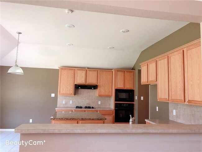 Building Photo - 4100 Wildbriar Ln