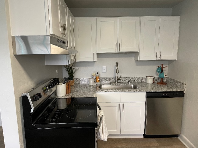 Photo - 7433 Fenner St Apartment