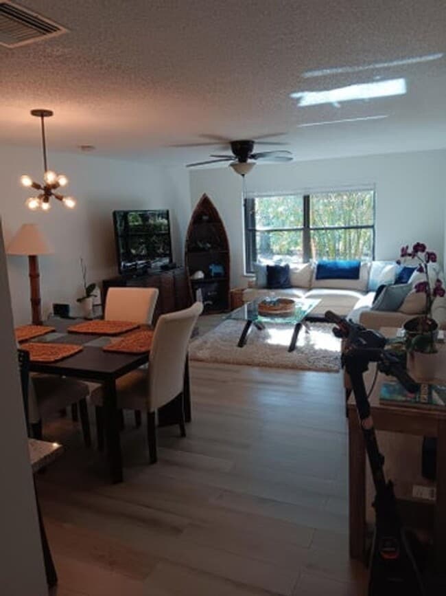 Photo - 13155 Chadwick Ct House