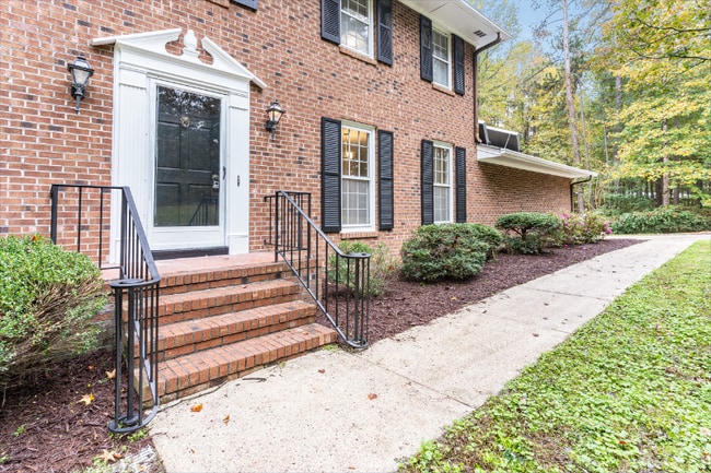 Building Photo - 6824 Branton Dr
