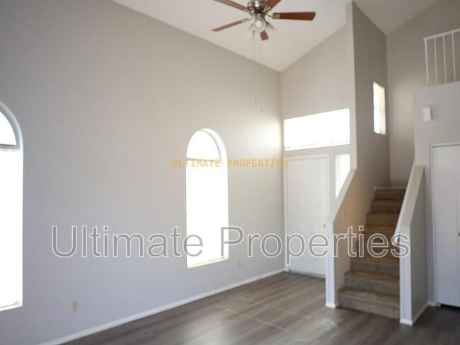 Building Photo - 4102 E Contessa St