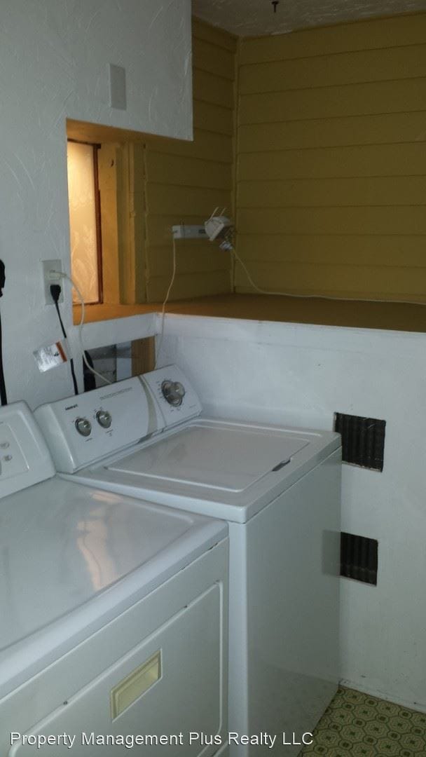Foto del edificio - 3 br, 1 bath House - 104 Longs Peak Ave