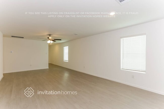 Building Photo - 3148 Lynmar Ln