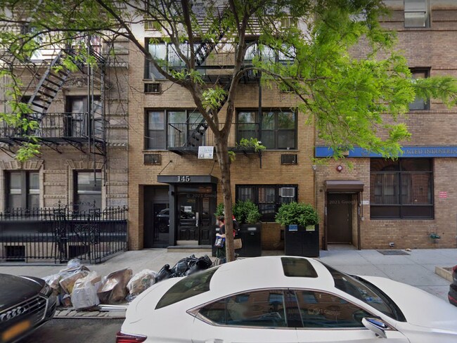 Foto del edificio - 145 E 26th St