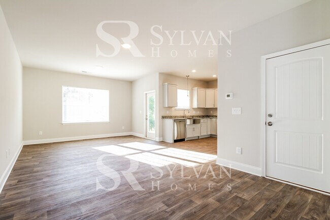 Building Photo - Enjoy living the good life in this 3 bedro...