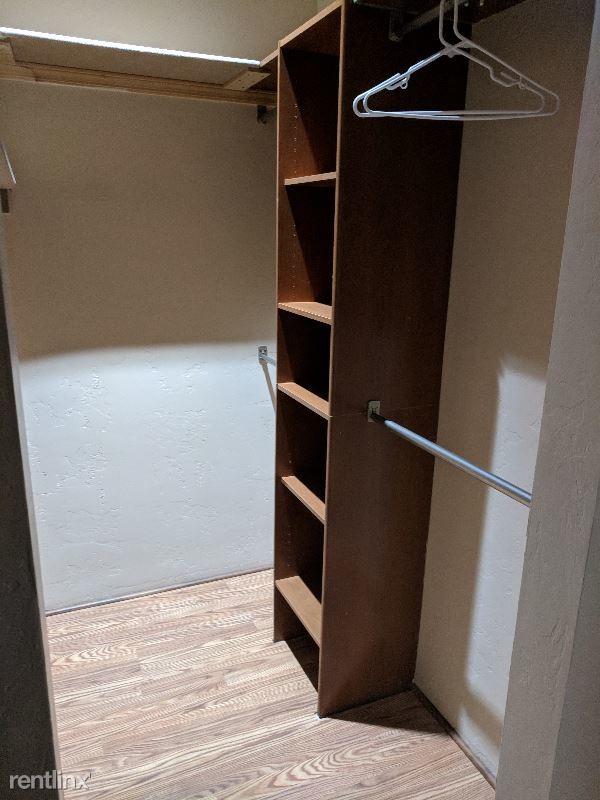 Foto del edificio - 1 br, 1 bath House - 3042 E Wiley Lane