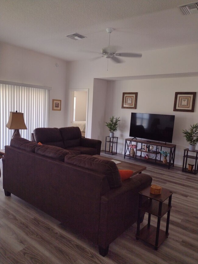 Building Photo - Furnished home in The Villages