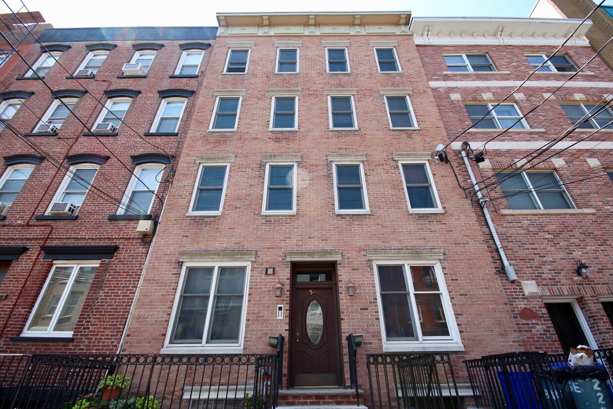 518 Park Ave, Hoboken, NJ 07030 Condo for Rent in Hoboken, NJ