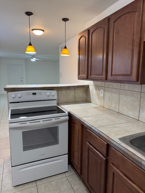 Foto del edificio - 1020 N 18th Ct