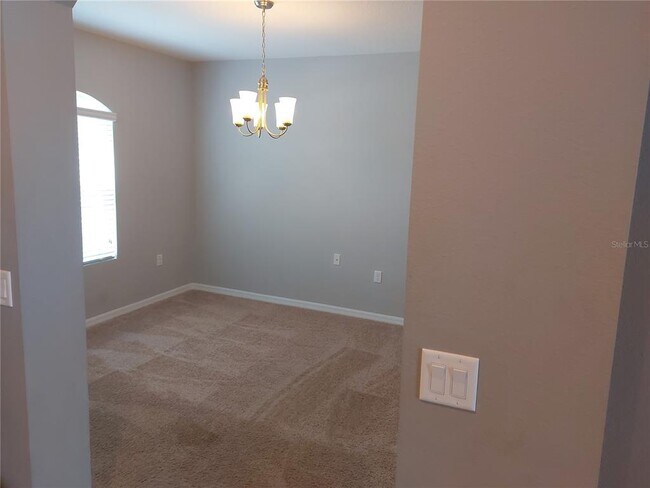 Foto del edificio - 364 Holly Berry Dr